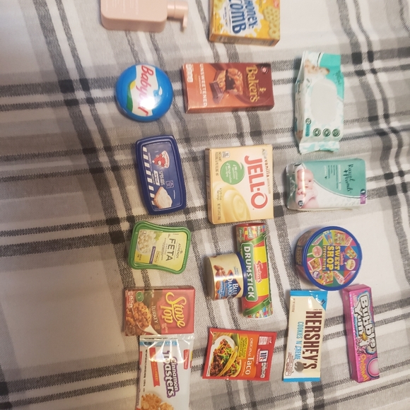 Mini brands - Picture 2 of 4